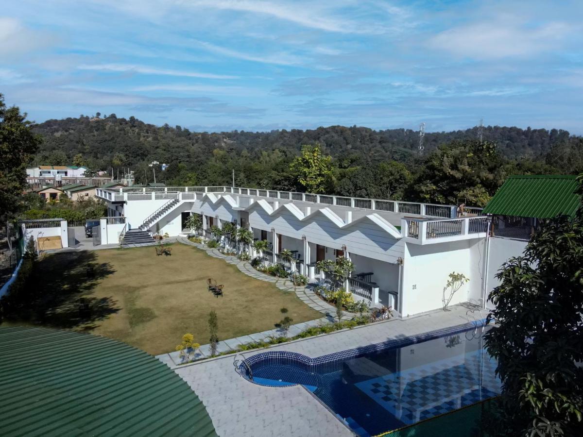 Yellow Tail By Puggles Resorts Ramnagar  Exterior photo